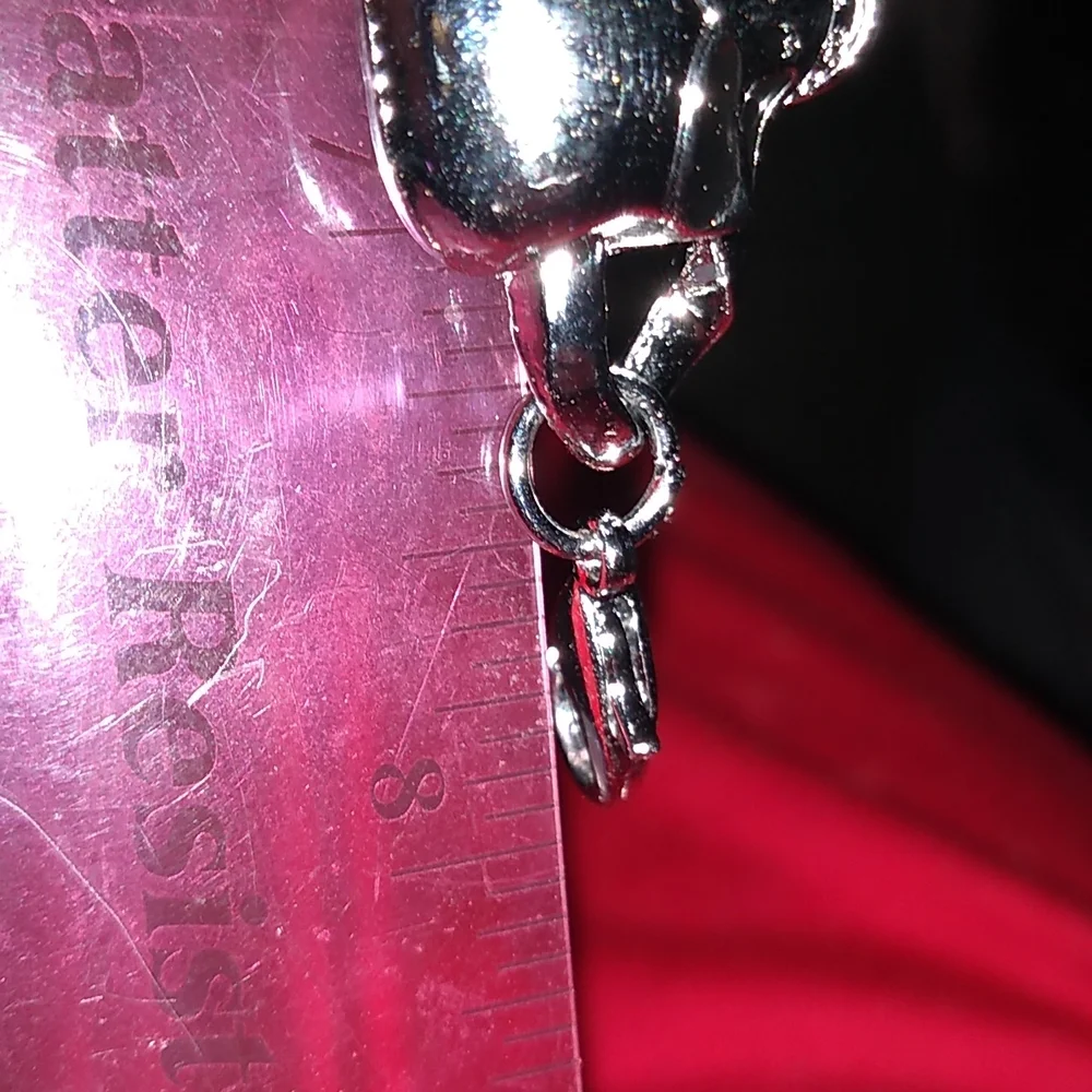 Five Smiling Skulls Bracelet - Picture 6 of 7
